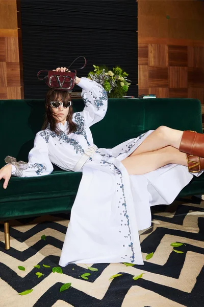 Look 27